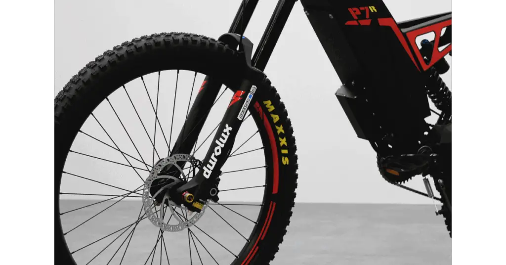 image of the stealth p-7 e-bike front wheel